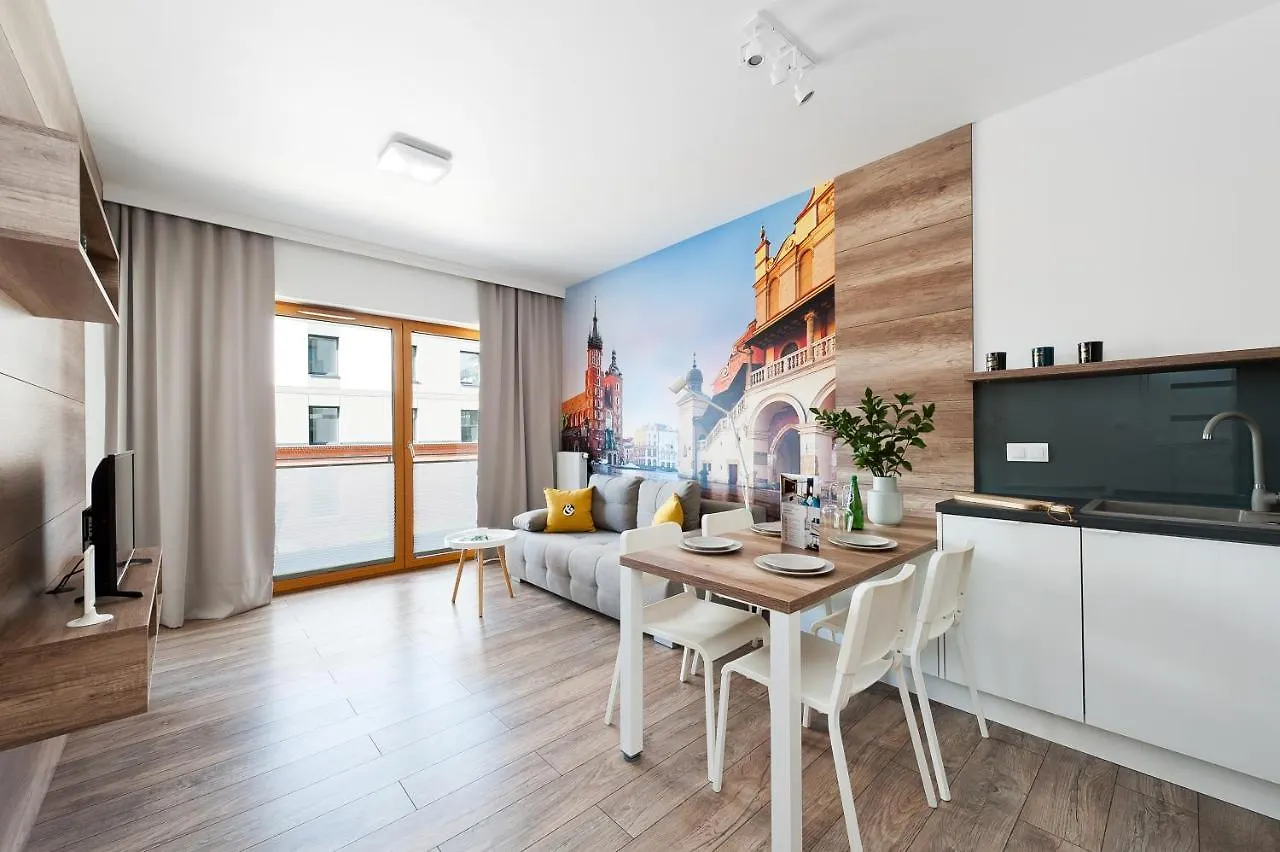 Central Apartments By Bed&Bath 克拉科夫