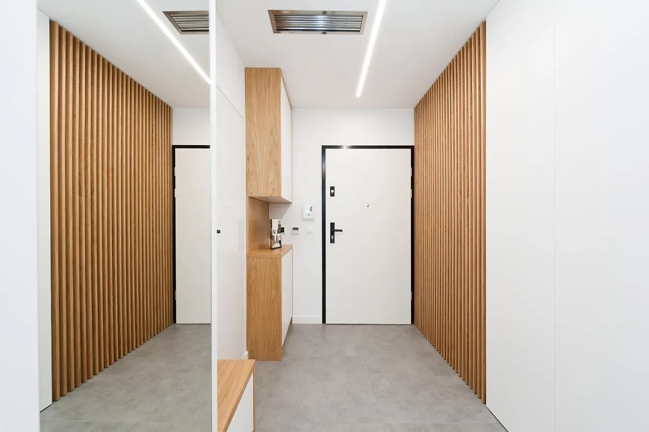 Central Apartments By Bed&Bath 克拉科夫