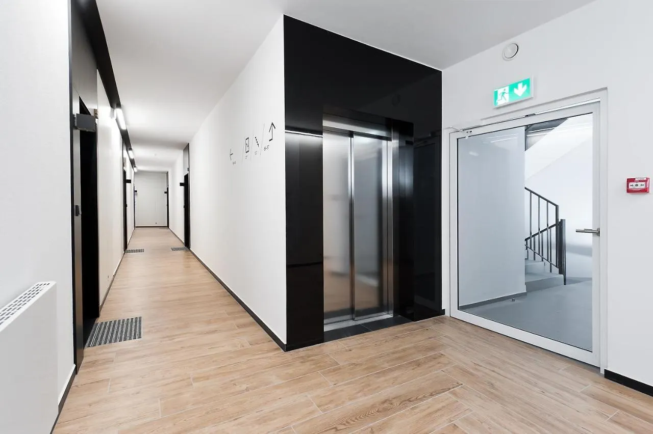 Central Apartments By Bed&Bath 克拉科夫 0*,