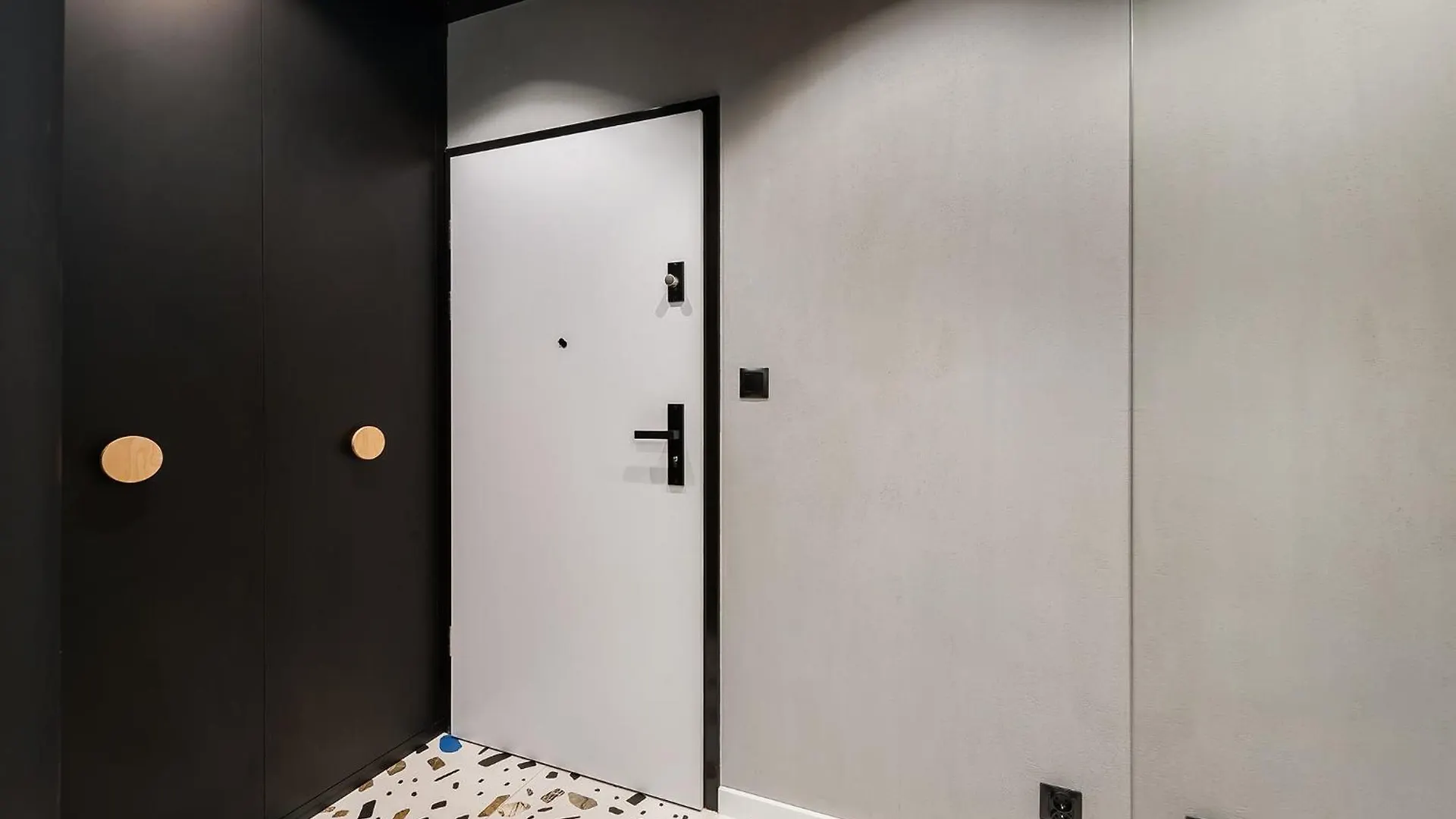 Central Apartments By Bed&Bath 克拉科夫